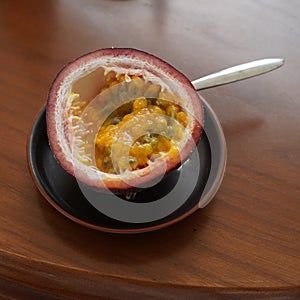 Pashion fruit cut and served