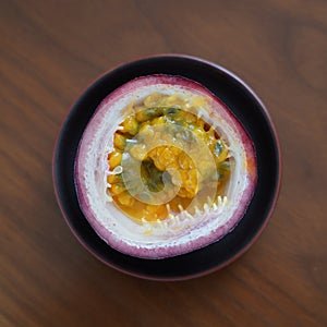 Pashion fruit cut and served