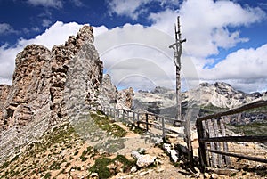 Paso cir - gruppo puez - dolomiti italy