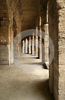 Passage in colloseum