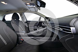 Passenger car interior, front seats and dashboard