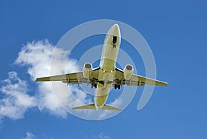 Passenger plane landing in Majorca