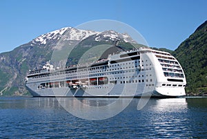 Passenger ship visiting Geiranger