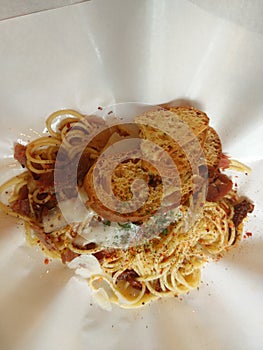 Pasta with bread