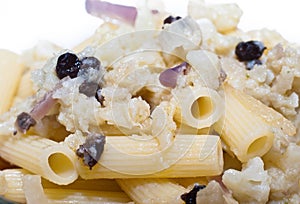 Pasta with cauliflower