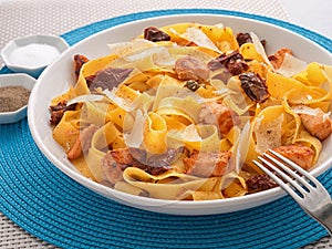 Pasta collection - Fettuccine with dried tomatoes