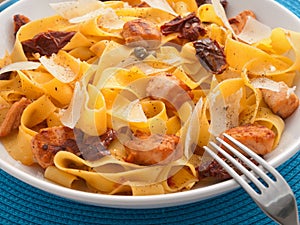 Pasta collection - Fettuccine with dried tomatoes