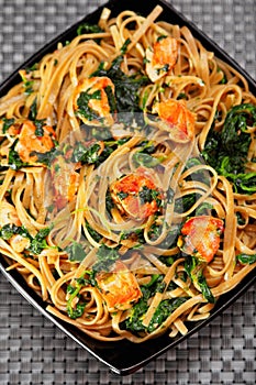 Pasta Collection - Fettuccine with salmon and spinach