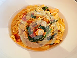 Tagliatelle basilico 