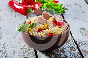 Pasta salad with tuna