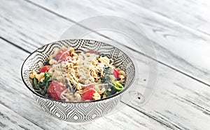 Pasta with spinach and cherry tomatoes