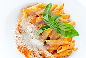 Pasta with tomato sause