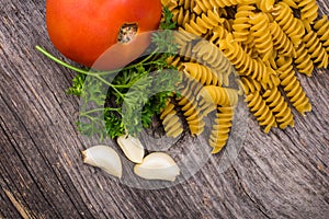 Pasta, tomatoes, garlic and parsley