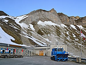 Pasterze glacier next to Grosslockner mountain in Austria