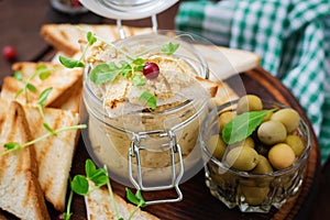 Pate Chicken - rillette, toast, olives and herbs