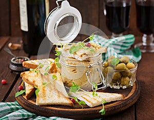 Pate Chicken - rillette, toast, olives and herbs