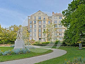 Path thorugh tabor Park,  Rennes photo