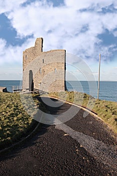 Path to ballybunions old castle ruins