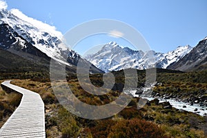 On the path to Mount Cook