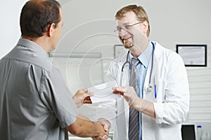 Patient bribing doctor photo