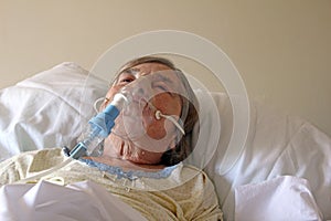 Patient with oxygen mask