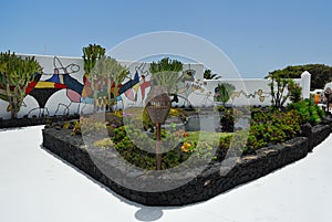 Patio de CÃÂ©sar Manrique photo