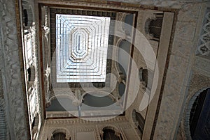 Patio de Las MuÃÂ±ecas, El AlcÃÂ¡zar photo