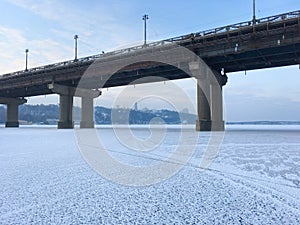 Paton bridge frozen Dnipro river