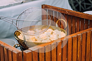 Patongko - Frying deep fried dough stick in pan