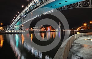 Patriarchal bridge at night, with the through the Moscow river