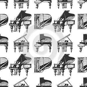 Pattern with different pianos