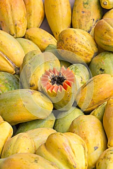 Pattern of fresh yellow mangos in Manaus food market, Brazil