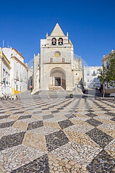 Pattern in stones in front of the cathedral of Elvas