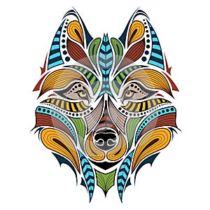 Patterned colored head of the wolf.