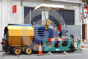 Paving machine