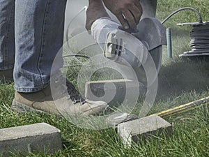 Paving stone saws working with power tools