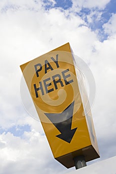 Pay here sign