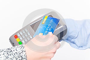 Paying with contactless credit or debit card