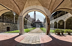 Pazzi Chapel