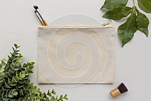 PBlank canvas makeup zip case with leaves