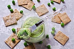 Pea green dip