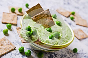 Pea green dip