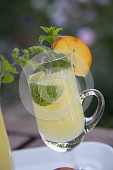 Peach Mojito