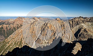 Vrcholy ve Vysokých Tatrách, Slovensko. Pohled z vrcholu Kriváně