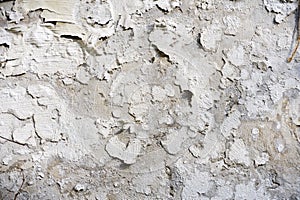 Pealing paint - wall