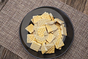 peanut butter crackers,barnwood table