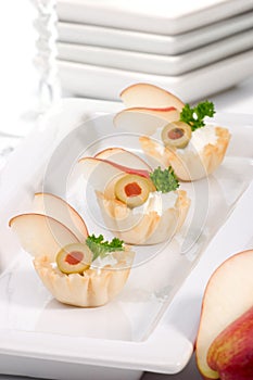 Pear and creamcheese canapes