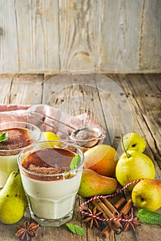 Pear smoothie with chocolate and spices