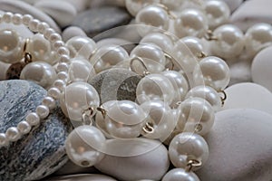 Pearl decoration on pebbles