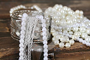 Pearl Jewelery